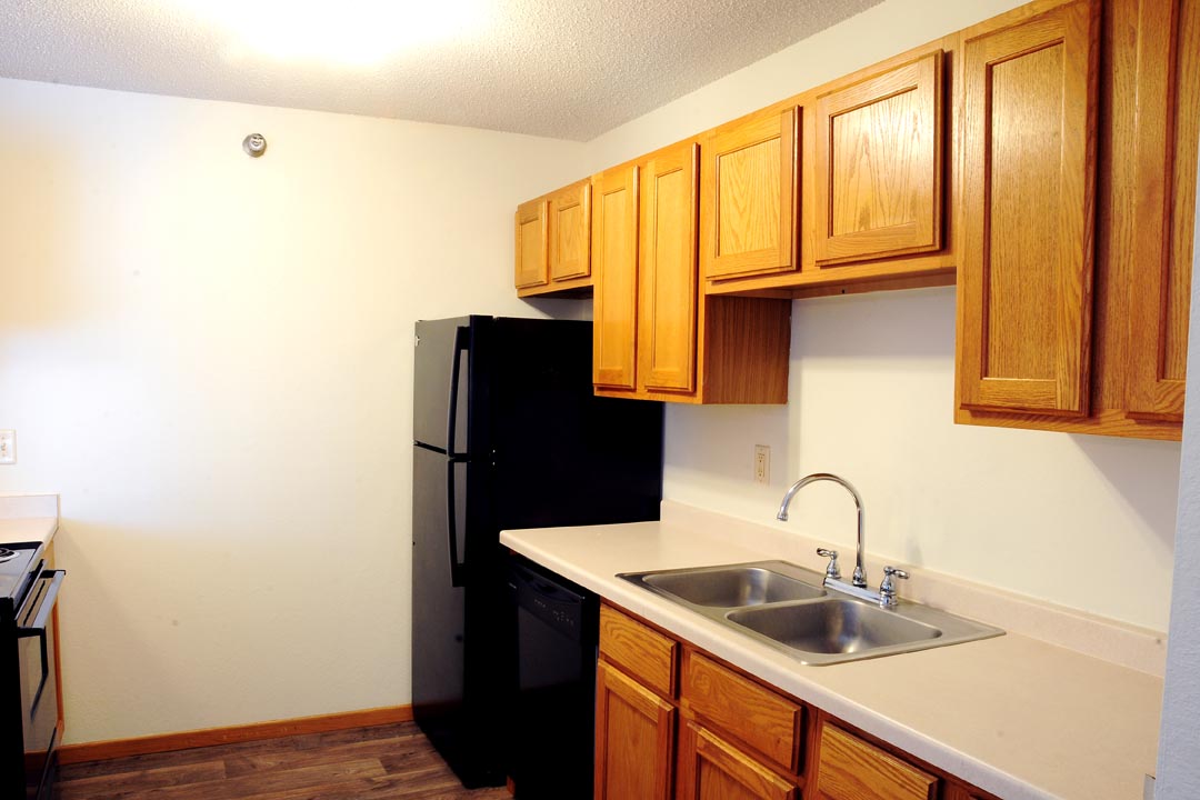 Arbor Landing Unit Kitchen